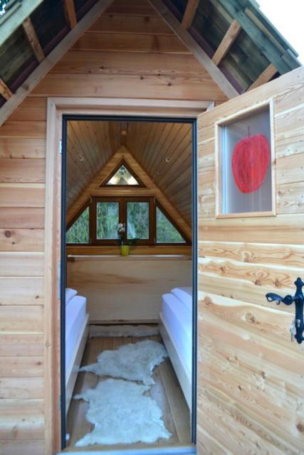 Glamping Naselje Zeleni Turizem Hotel Makole Ngoại thất bức ảnh
