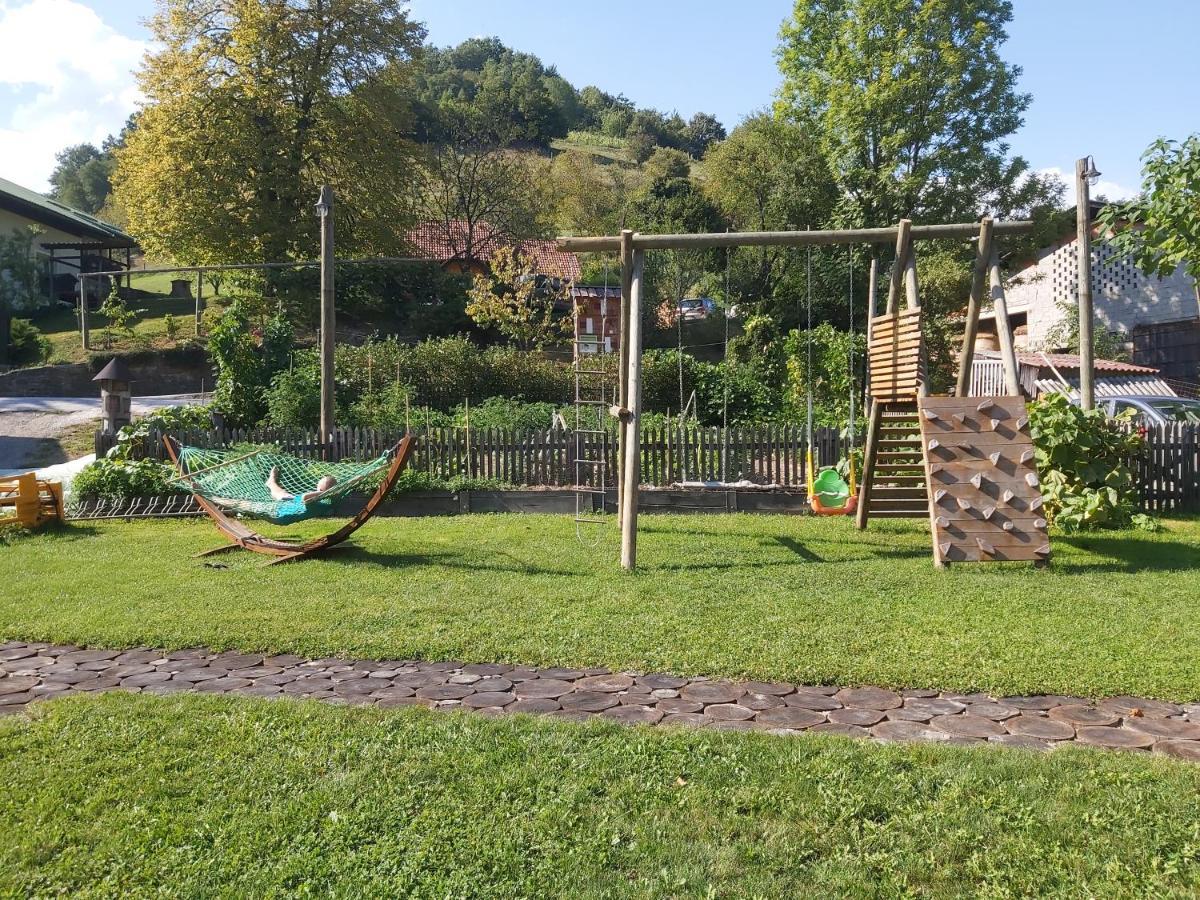 Glamping Naselje Zeleni Turizem Hotel Makole Ngoại thất bức ảnh